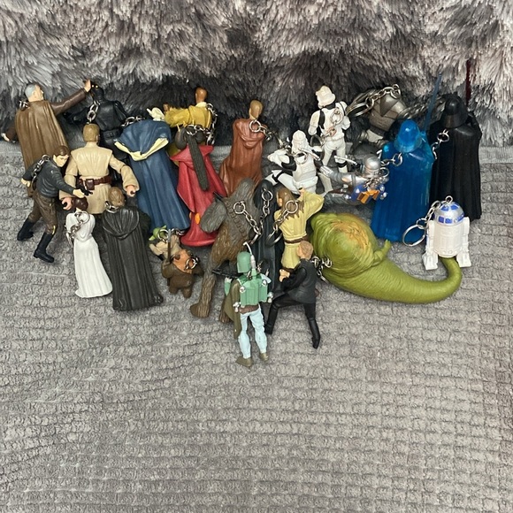 25 Star  Wars Keychain Action Figure Collection - Picture 13 of 16